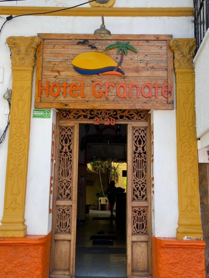 Hotel Granate ซันตามาร์ตา ภายนอก รูปภาพ