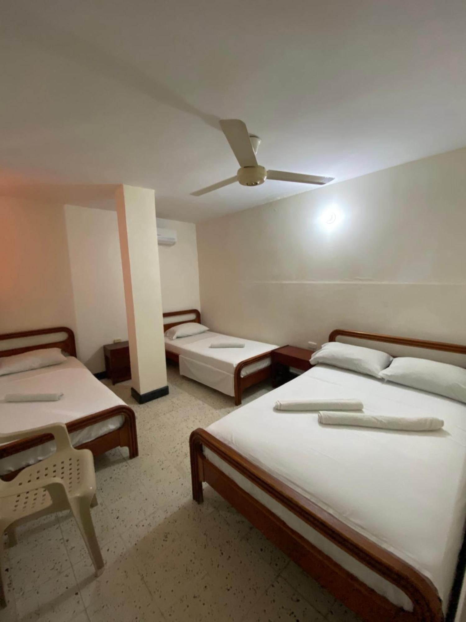 Hotel Granate ซันตามาร์ตา ห้อง รูปภาพ